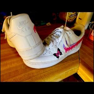 Custom Nike Air Force One…. With crease protectors… worn maybe three times….